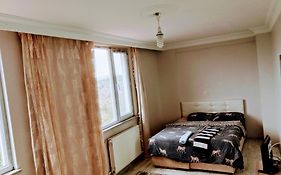 Ahmet Teacher Hotel, 5 Minutes From The Airport