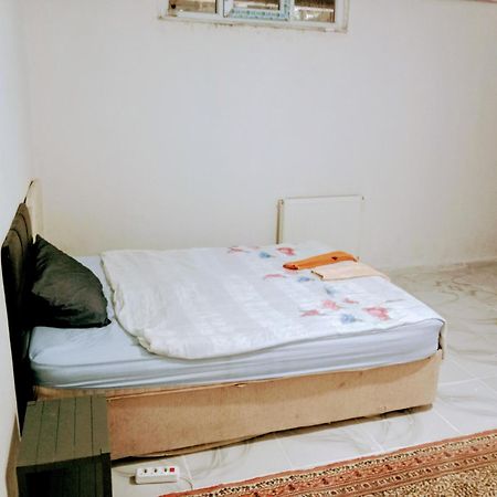Ahmet Teacher Hotel, 5 Minutes From The Airport Arnavutkoy Exterior photo