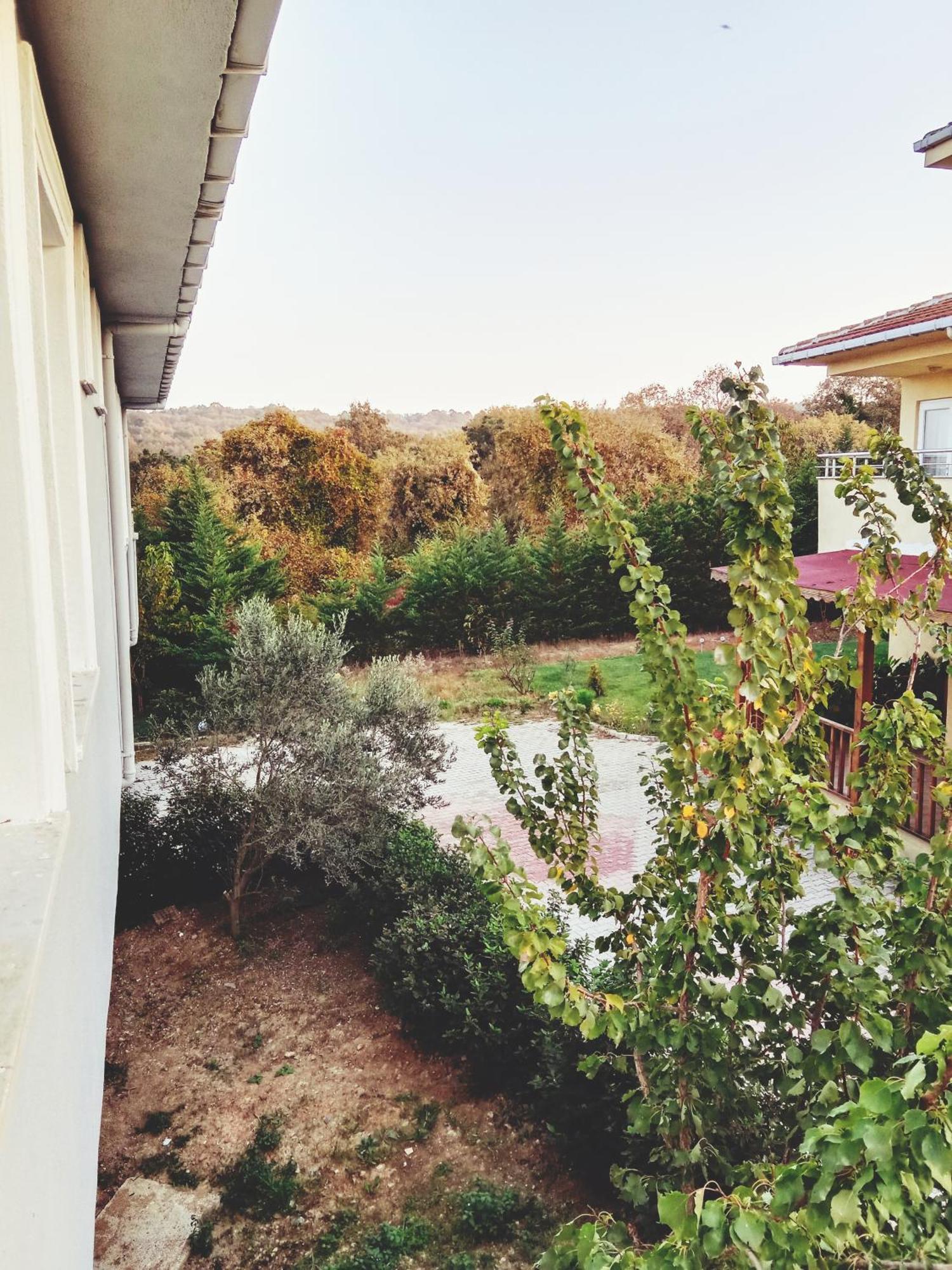 Ahmet Teacher Hotel, 5 Minutes From The Airport Arnavutkoy Exterior photo