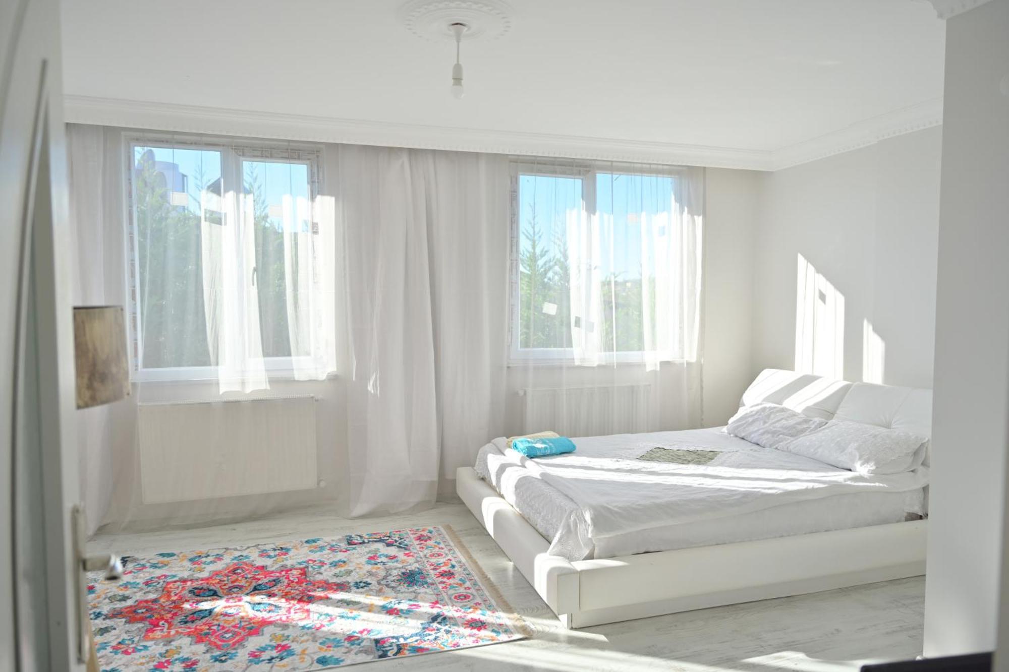 Ahmet Teacher Hotel, 5 Minutes From The Airport Arnavutkoy Exterior photo