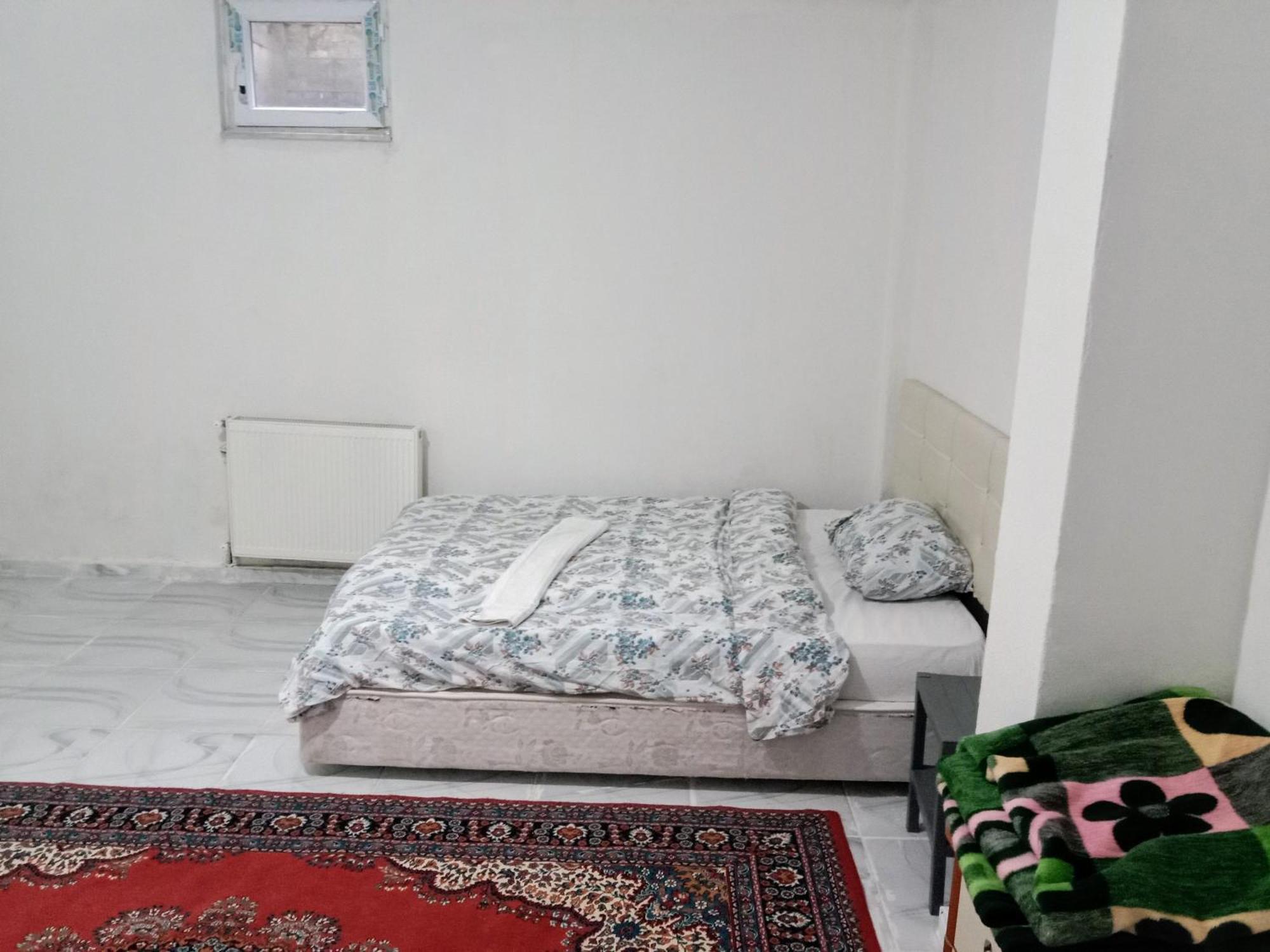 Ahmet Teacher Hotel, 5 Minutes From The Airport Arnavutkoy Room photo