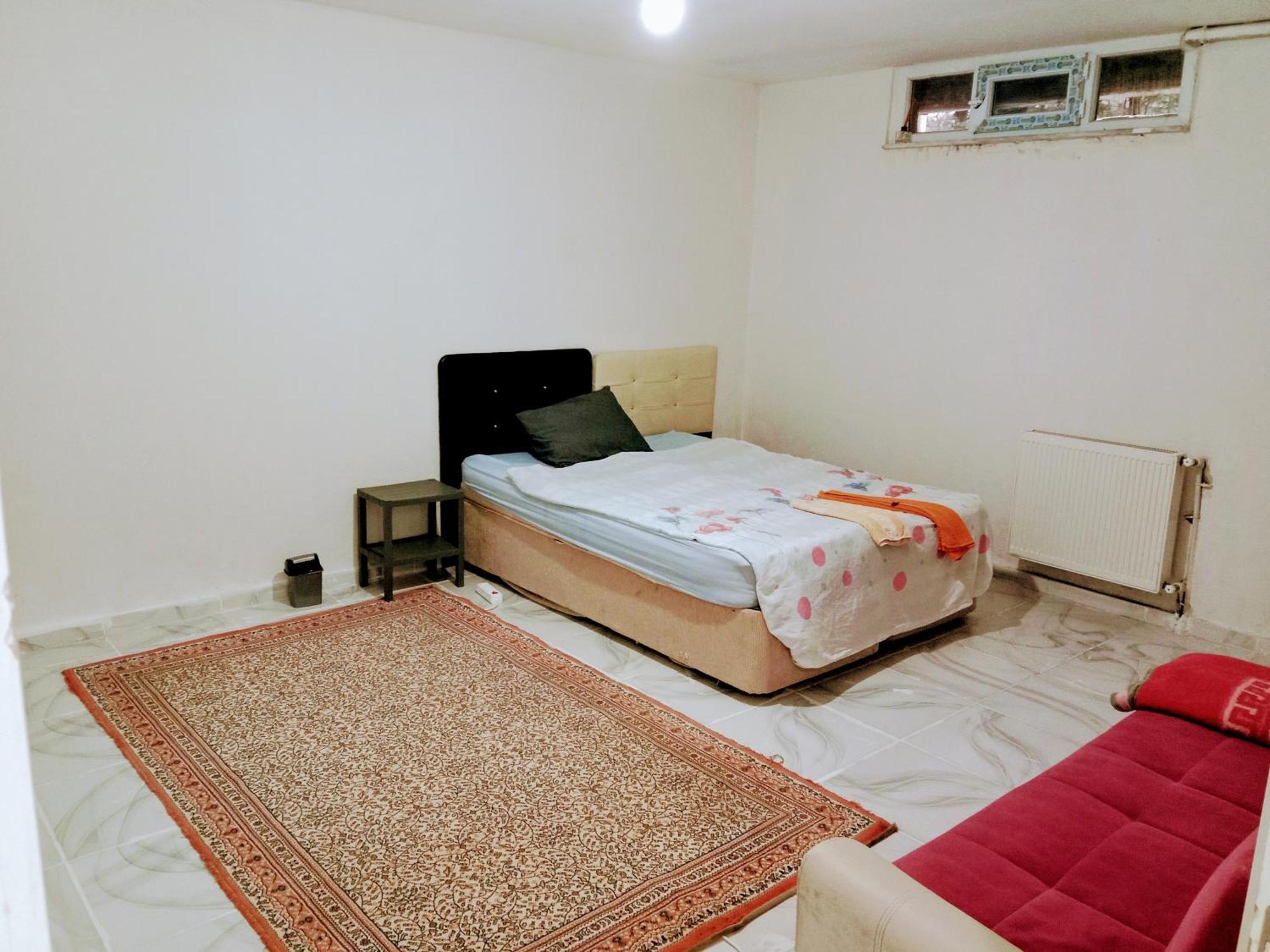 Ahmet Teacher Hotel, 5 Minutes From The Airport Arnavutkoy Exterior photo