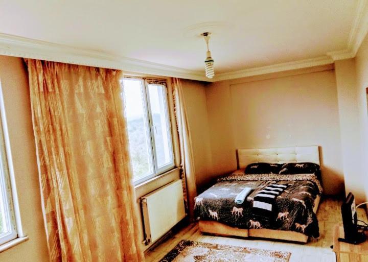 Ahmet Teacher Hotel, 5 Minutes From The Airport Arnavutkoy Exterior photo