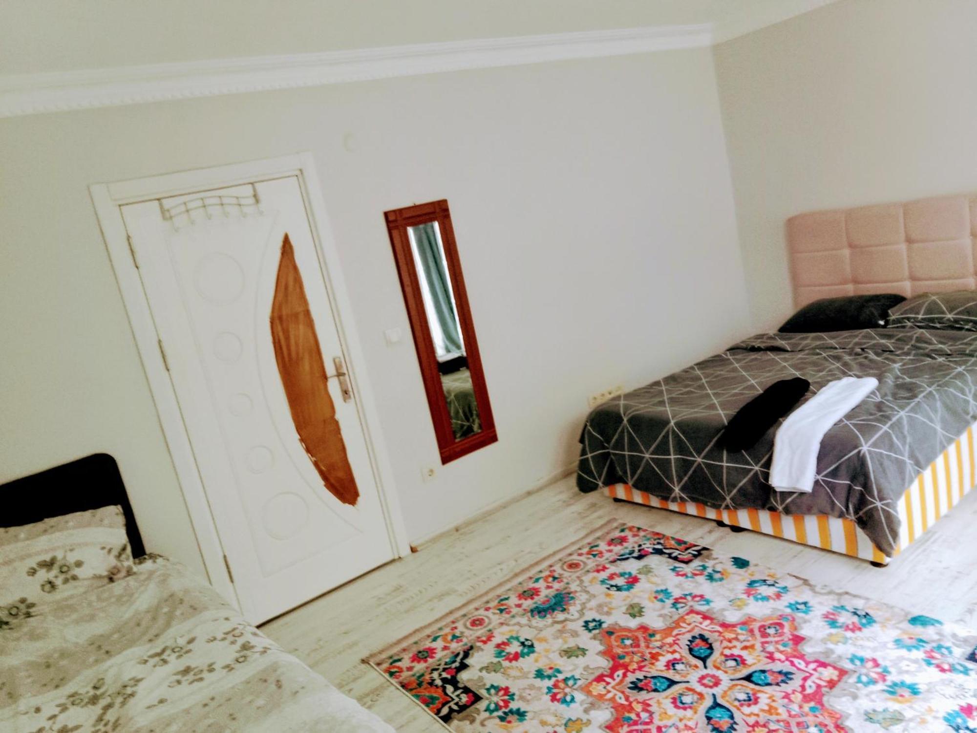 Ahmet Teacher Hotel, 5 Minutes From The Airport Arnavutkoy Exterior photo